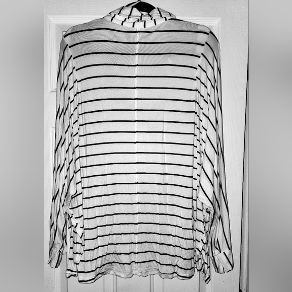 We The Free / Free People V-neck top - Picture 5 of 7